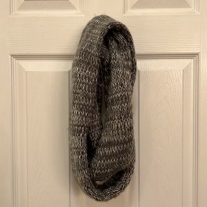Hollister infinity scarf, new with tags, gray and silver